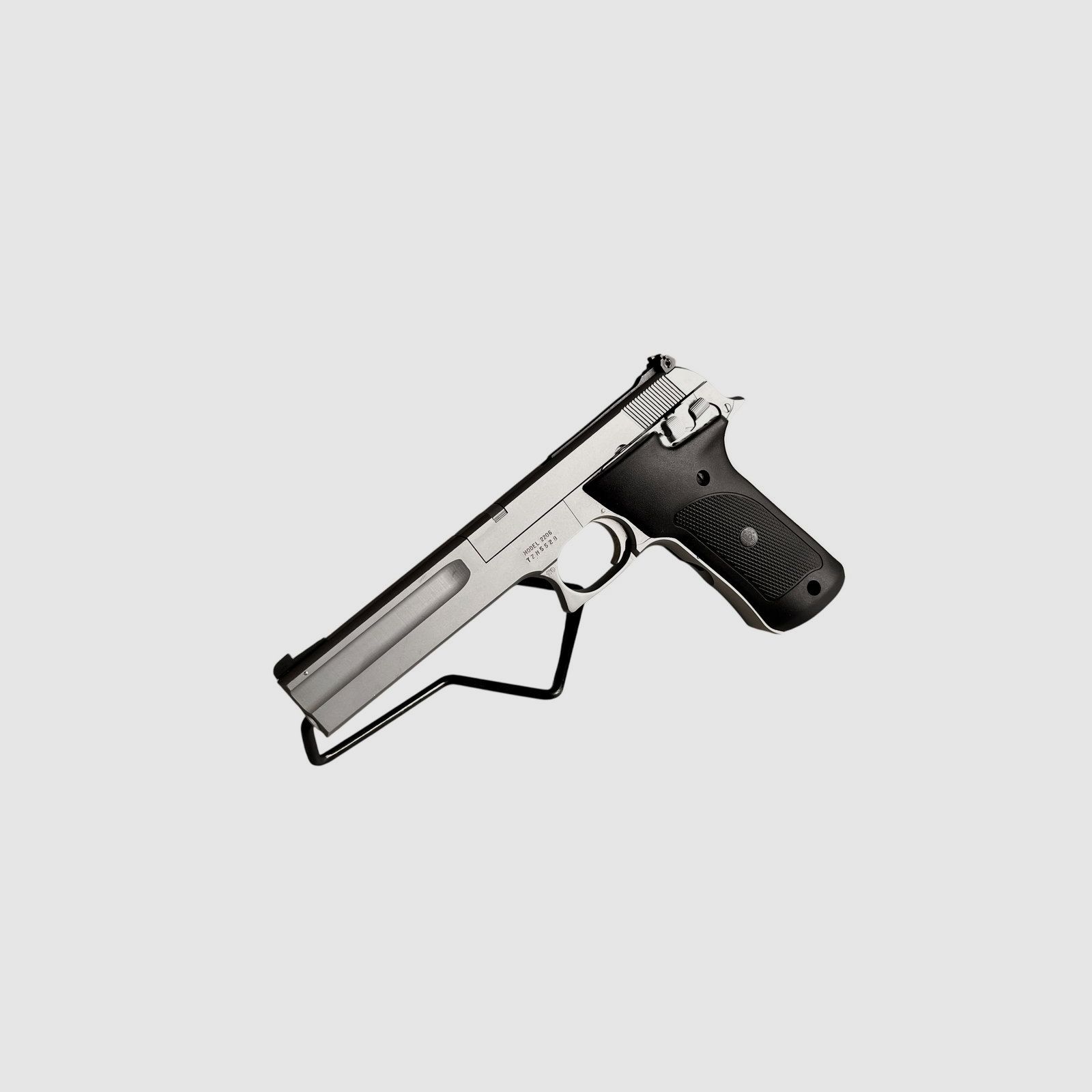 Smith & Wesson 2206 calibre .22 LR | État Très bon -, image 1 sur 8