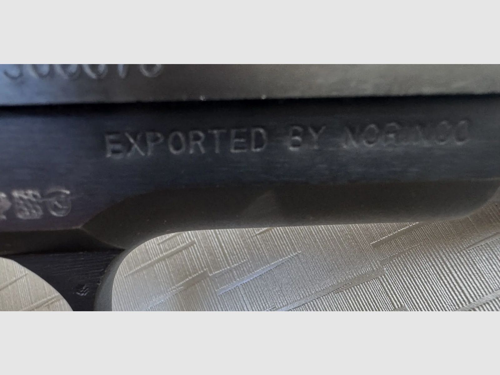 Pistole Norinco Modell 1911 A1 Nachbau der Colt Combat Commander – Kaliber .45 ACP