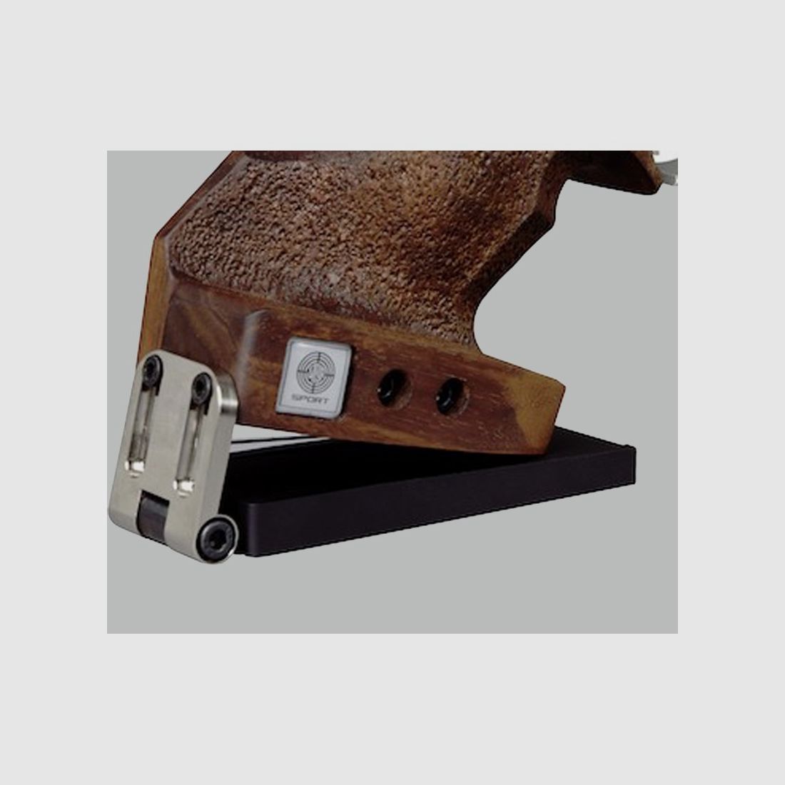 Plate for pistols