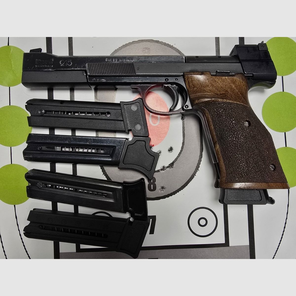 Hämmerli 215 Kleinkaliberpistole, gebaucht im Kundenauftrag, inkl. Gebrauchsspuren aber gut erhalten. Pistole 22lr. Hämmerli