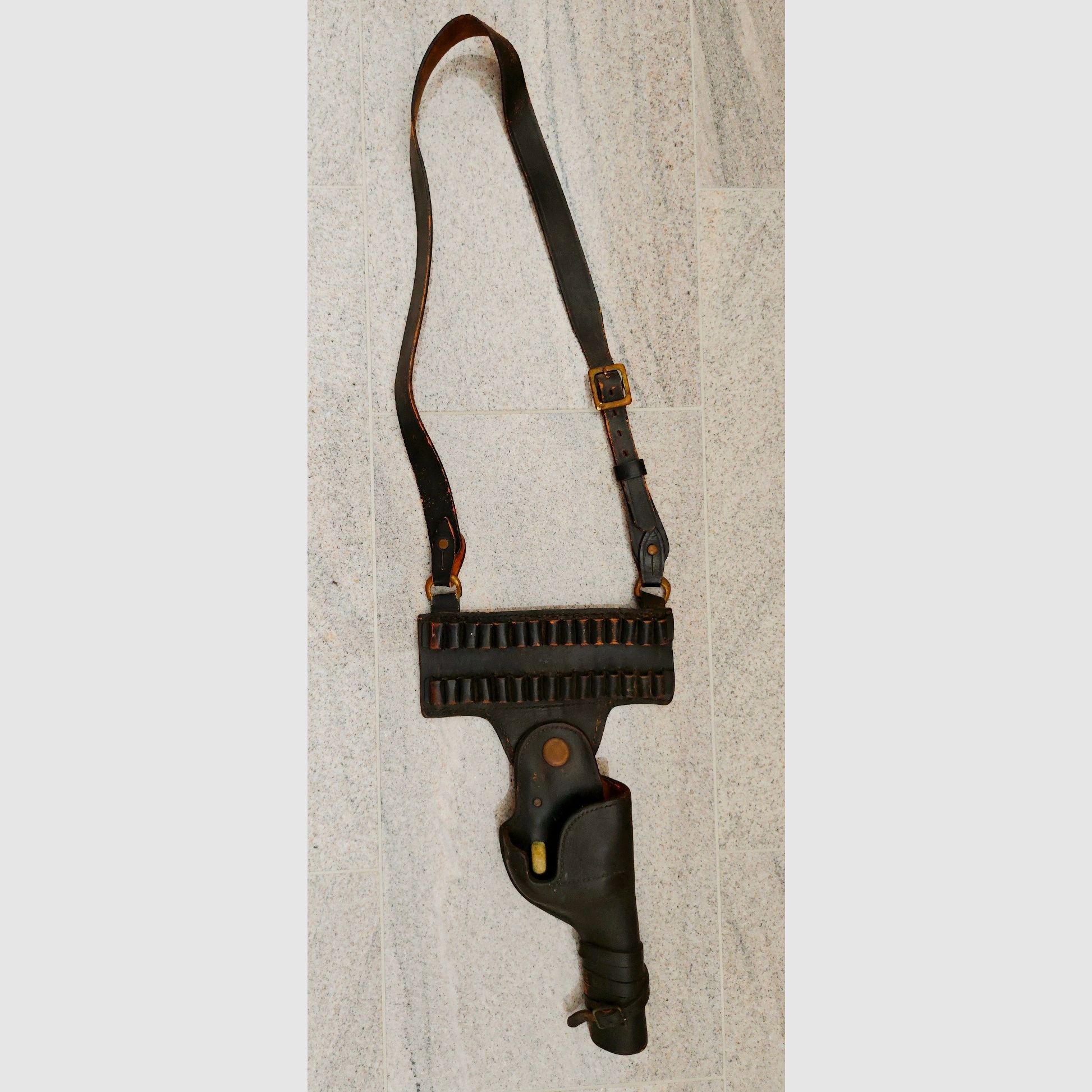 Schouder-bandolier-holster
