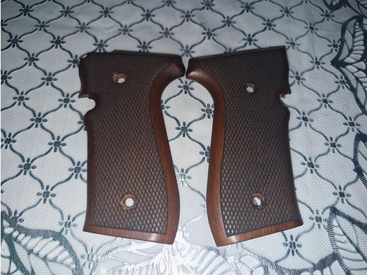 Grip scales MAGNUM FIRAT