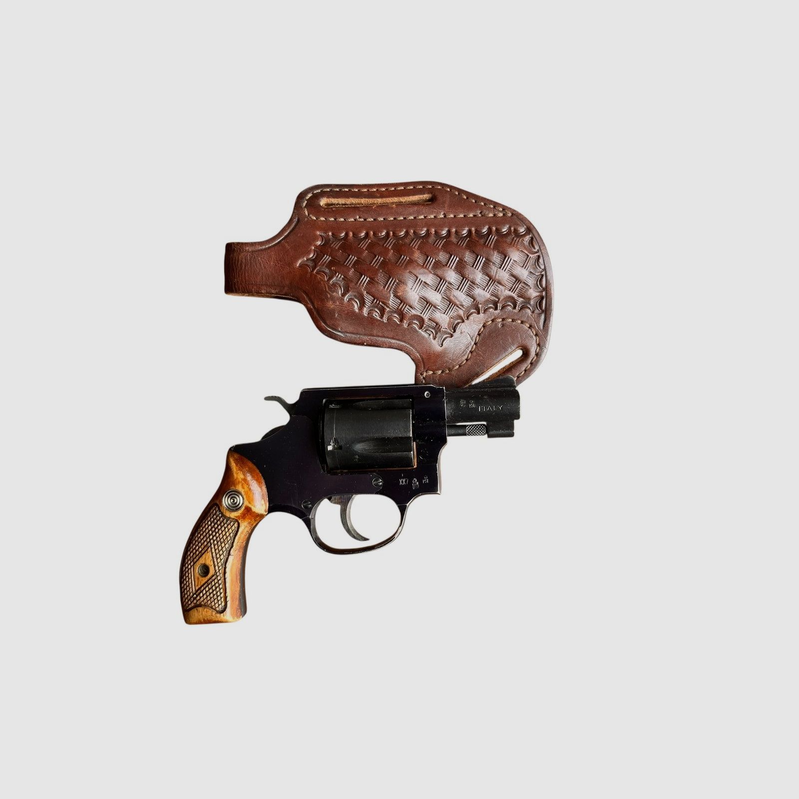 Revolver Eig calibre .38 Special | Snub-nose compact, image 1 sur 7