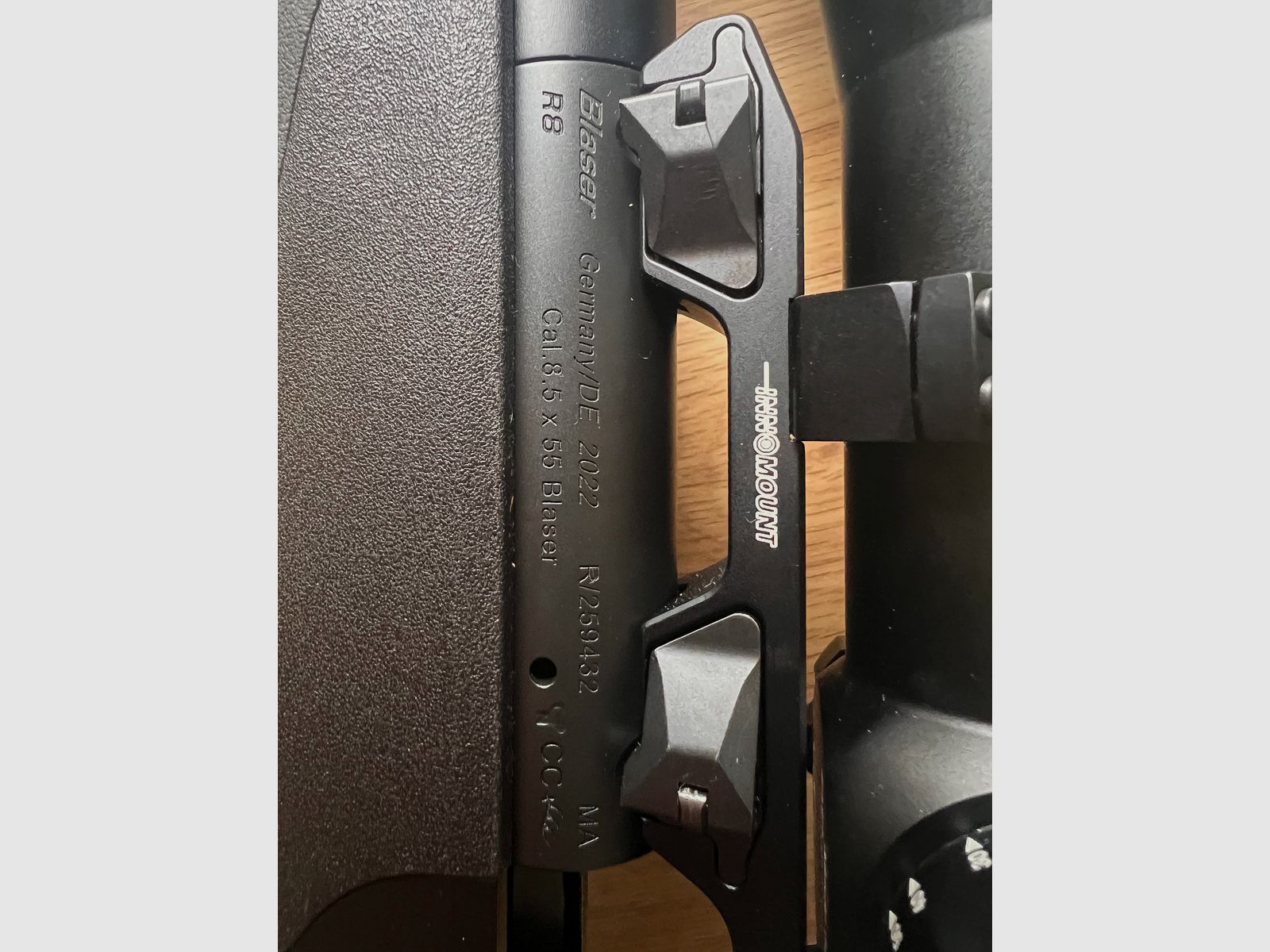 Blaser R8 Ultimate XSilence 8,5x55 Blaser z optyką i amunicją