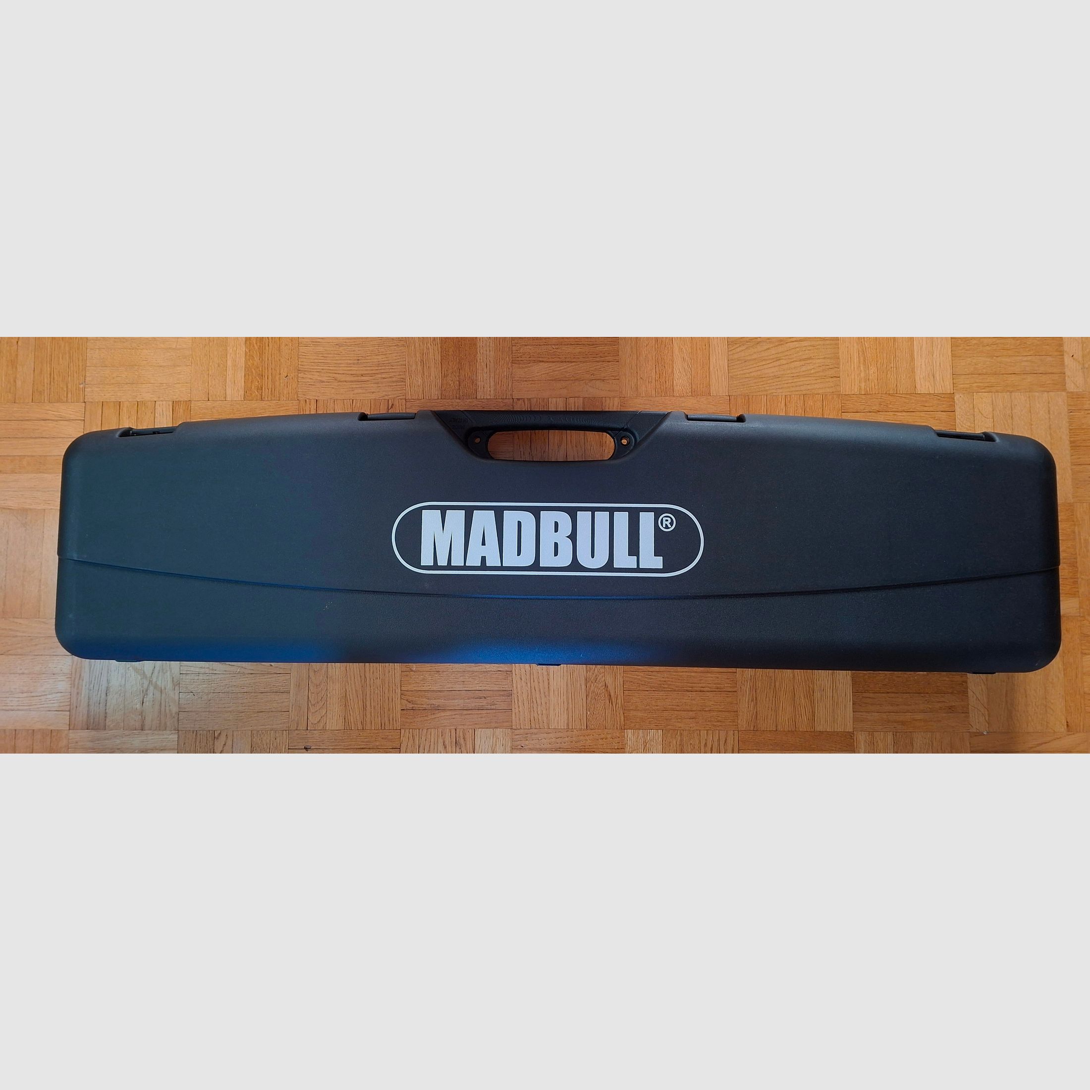 Waffenkoffer von Madbull für Gewehre 
