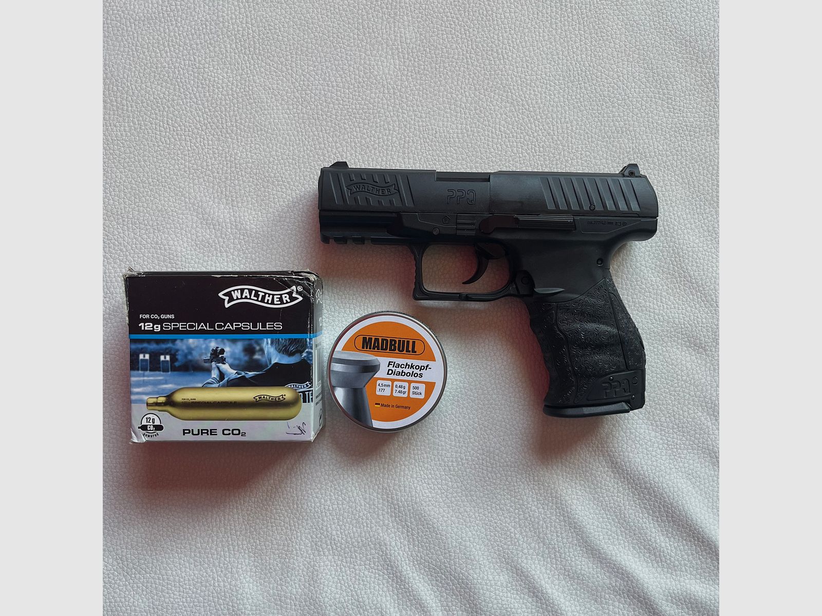 Walther PPQ CO2 Luftpistole 4,5mm Diabolo schwarz + Zubehör