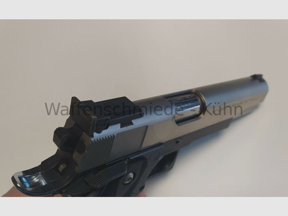 Strayer-Voigt Infinity