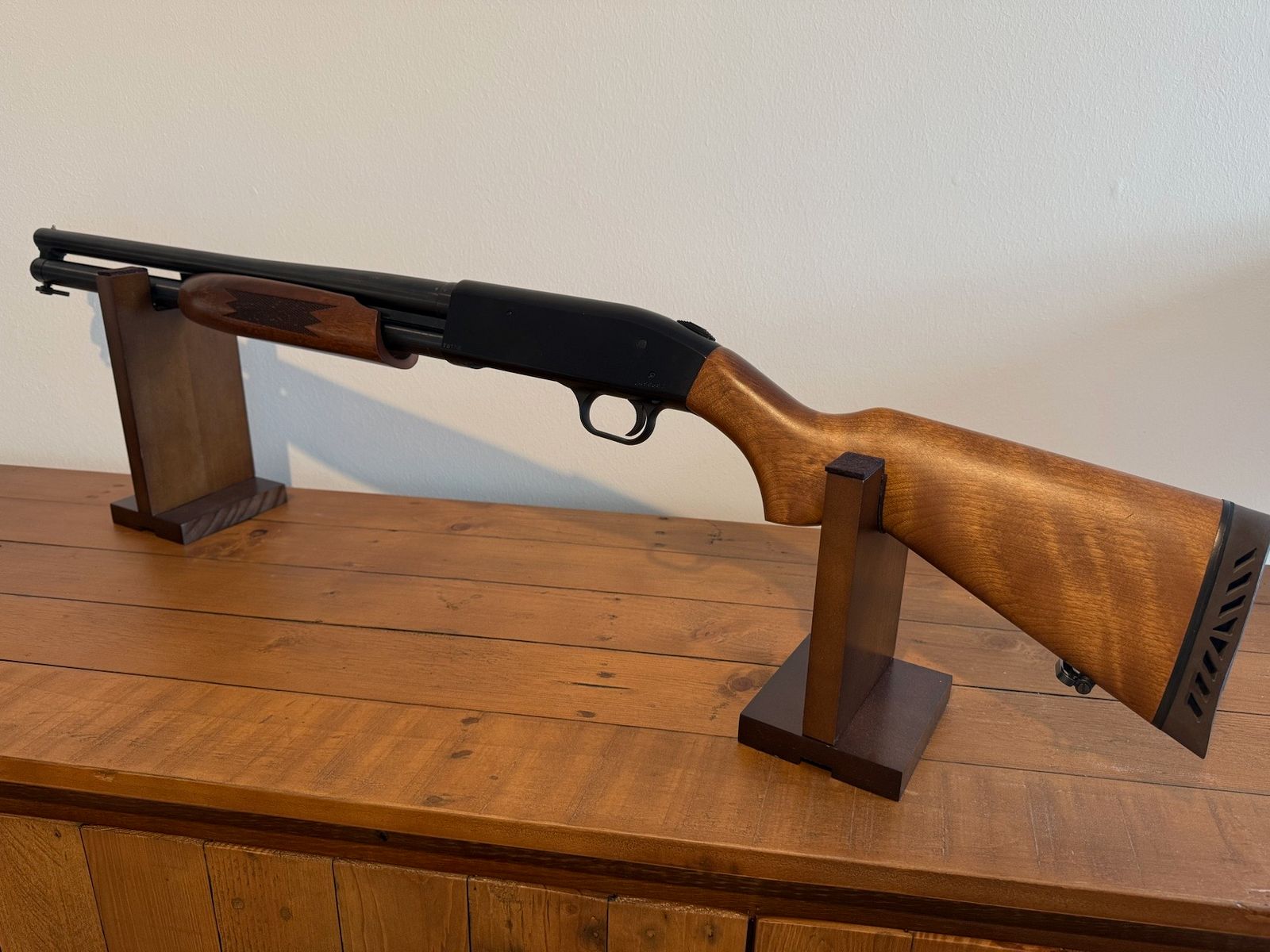 Repetitiegeweer Mossberg 500 A 12/76 Voorhand repetitiegeweer NIEUWSTAAT