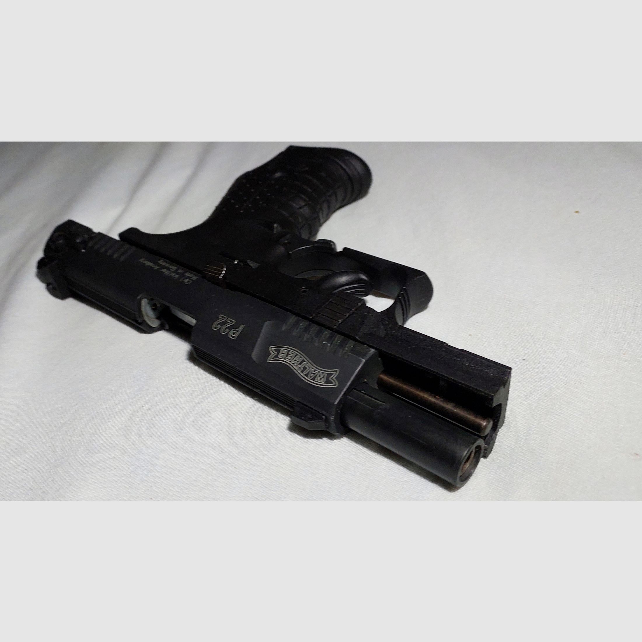 Walther P22 Schreckschuss Pistole 9mm P.A.K. schwarz (PTB 778) neuwertig