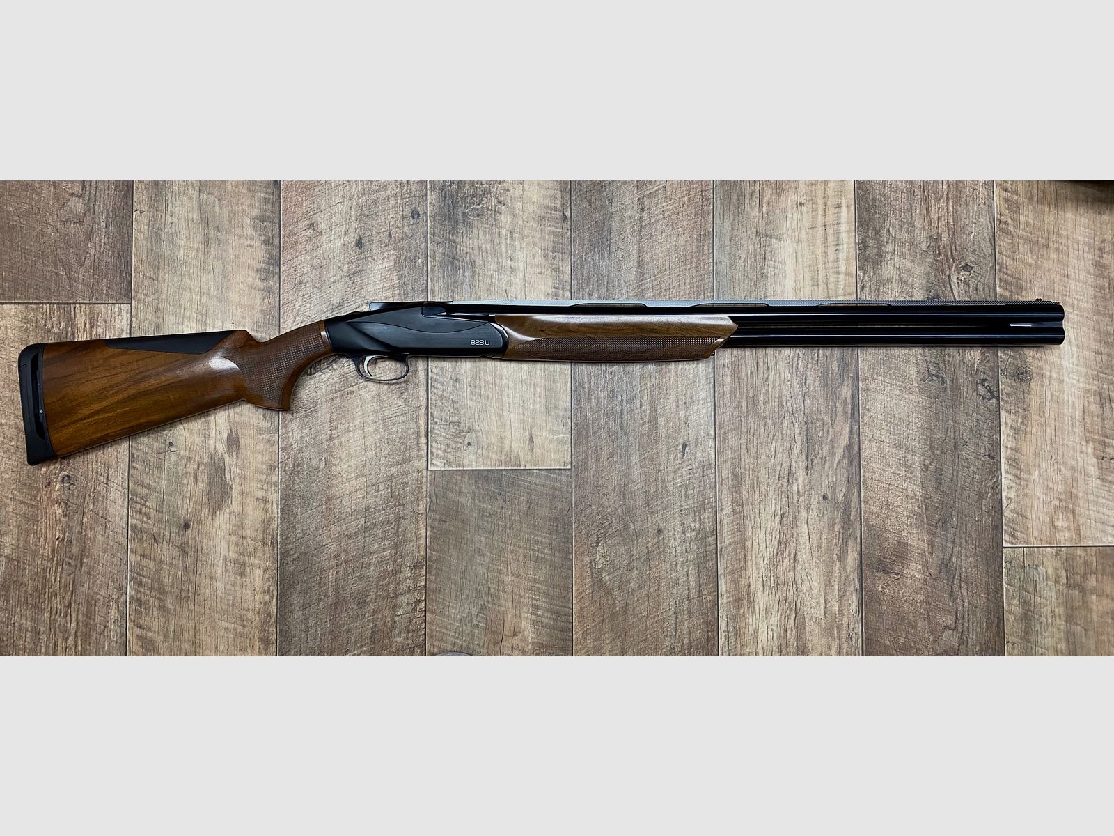 Benelli 828U Black 12/76 Długość lufy 71cm NOWY www.waffenhandel-kraus.de Lufa koło Norymbergi
