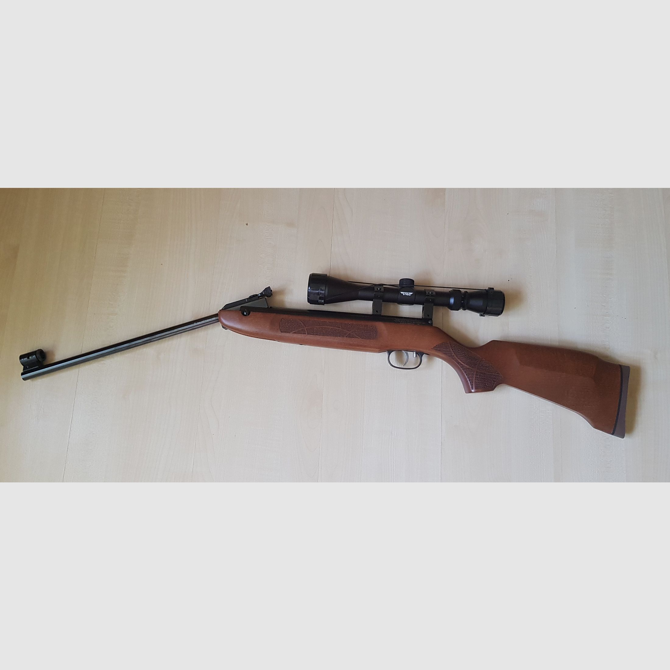 Complete set! Weihrauch HW30 – as good as new – <60 shots – scope 3–9x40 + case + pellets
