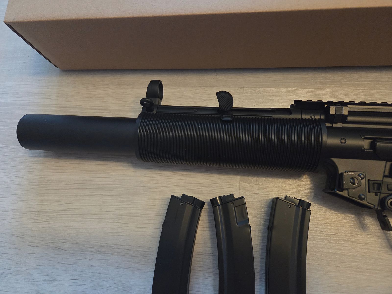 Begadi Sport SMG Mod 5SD6 Gen.5 SAEG / Airsoft MP5 in Top Zustand mit Restgarantie vom Händler