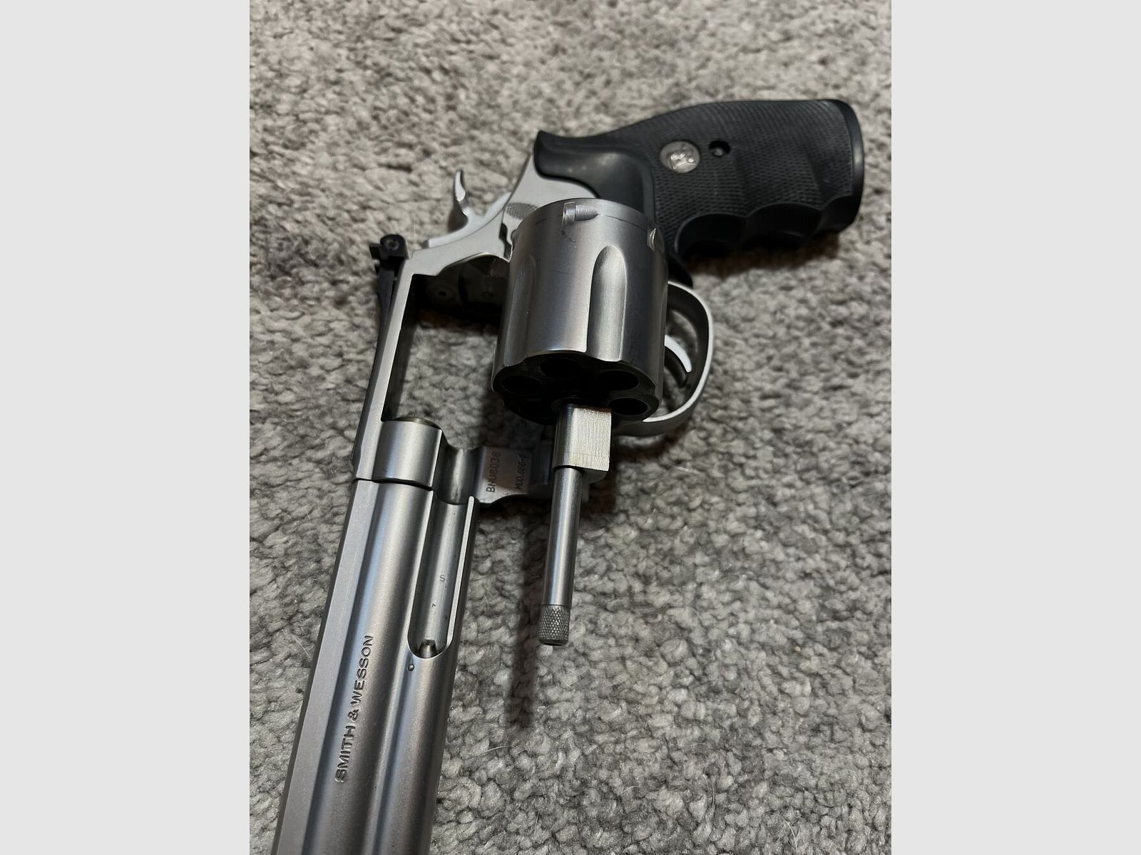 Smith&wesson 686/3 6zoll Brushed Stainless. Target Champion
