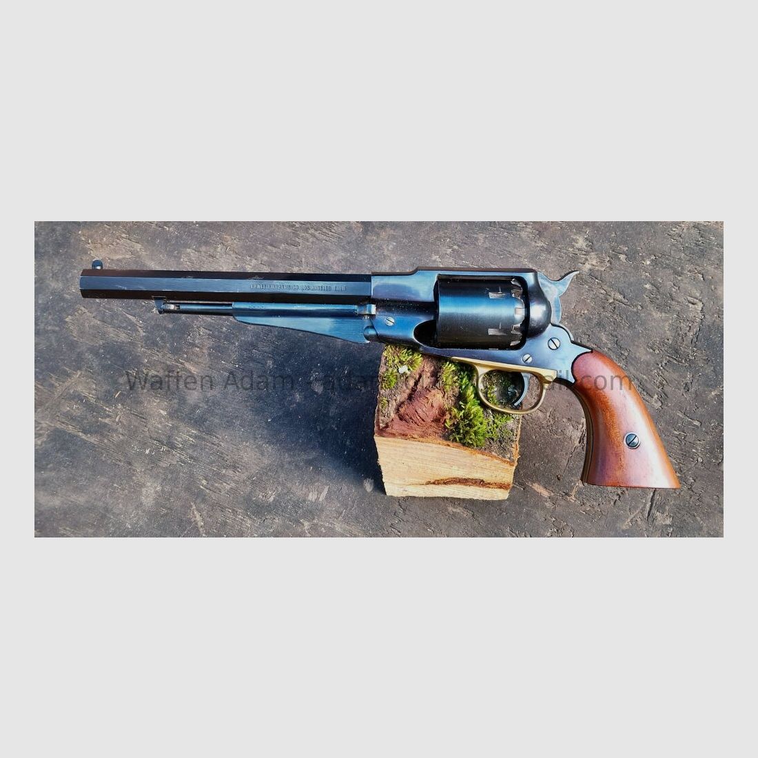 Hawes, Los Ángeles, California. Remington 1858, Nuevo Modelo Ejército