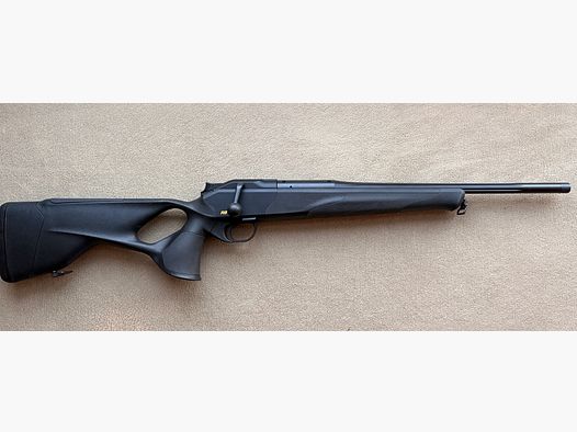 Blaser R8 Ultimate Special Edition. Black .308 fluted