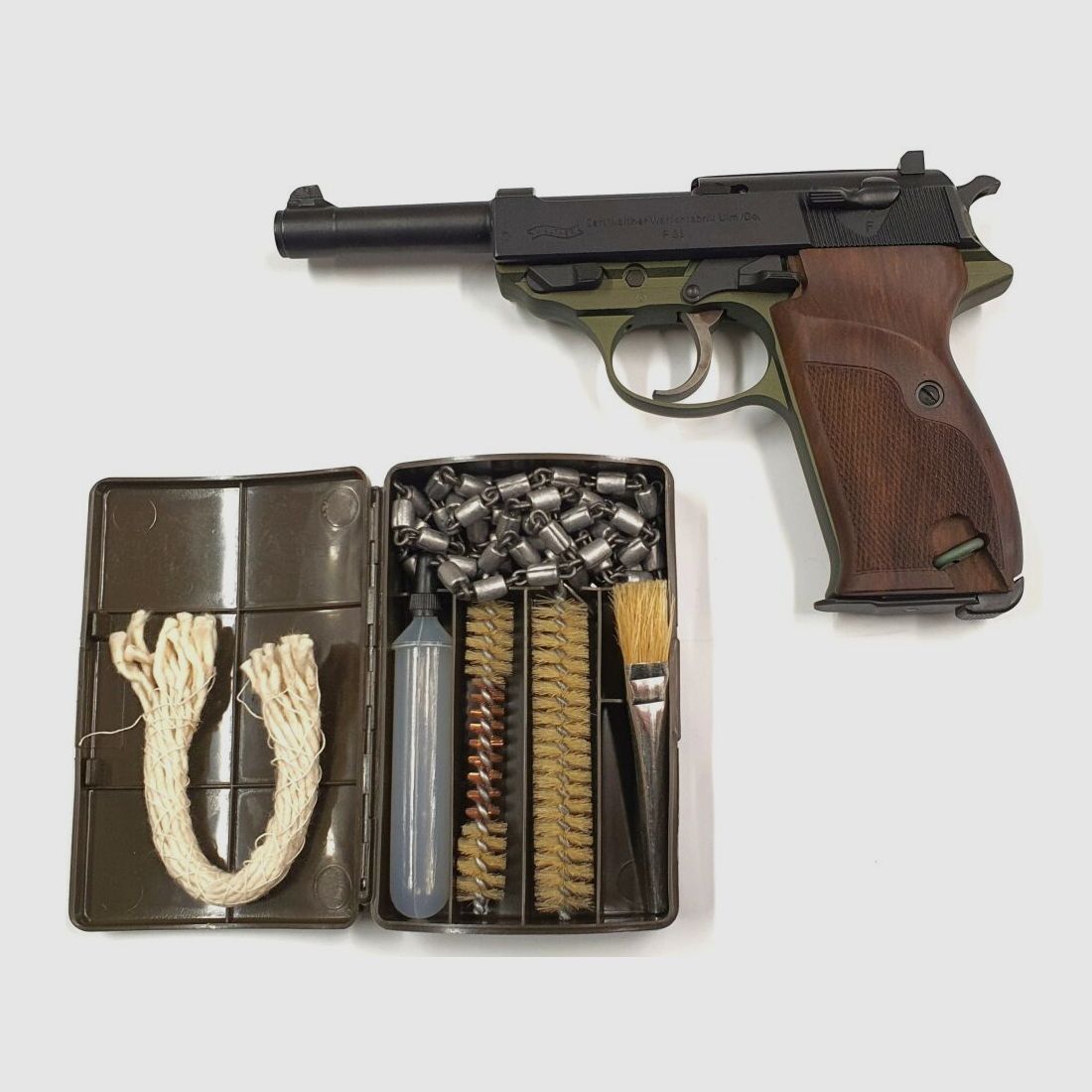 Walther / Schwaben Arms GmbH Sonderedition Pistole Walther P38 im Kleeblatt Grün