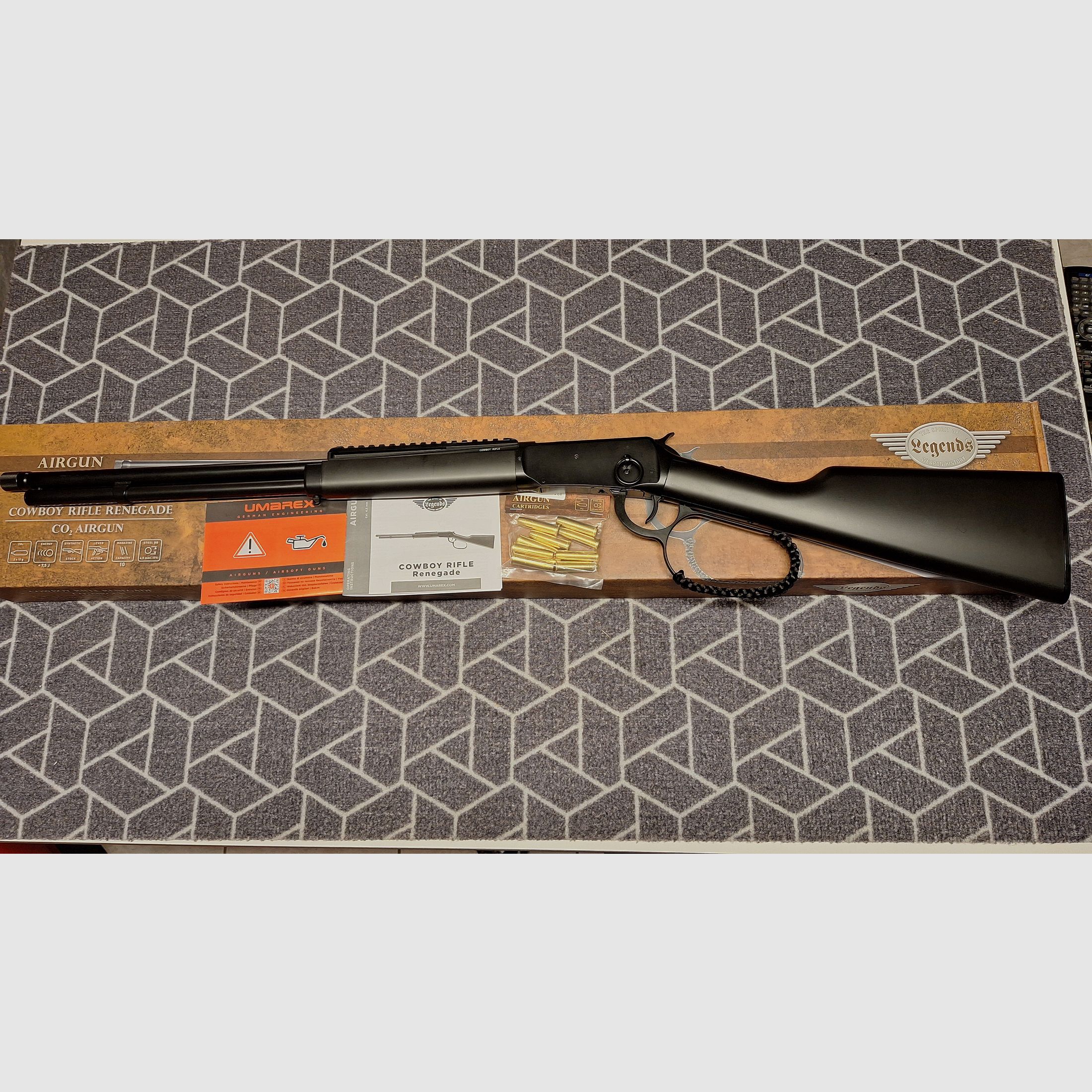 Legends Cowboy Rifle Renegade CO2-Luftgewehr Unterhebelspanner Kal. 4,5 mm BB schwarz inkl. 10 Ladehülsen