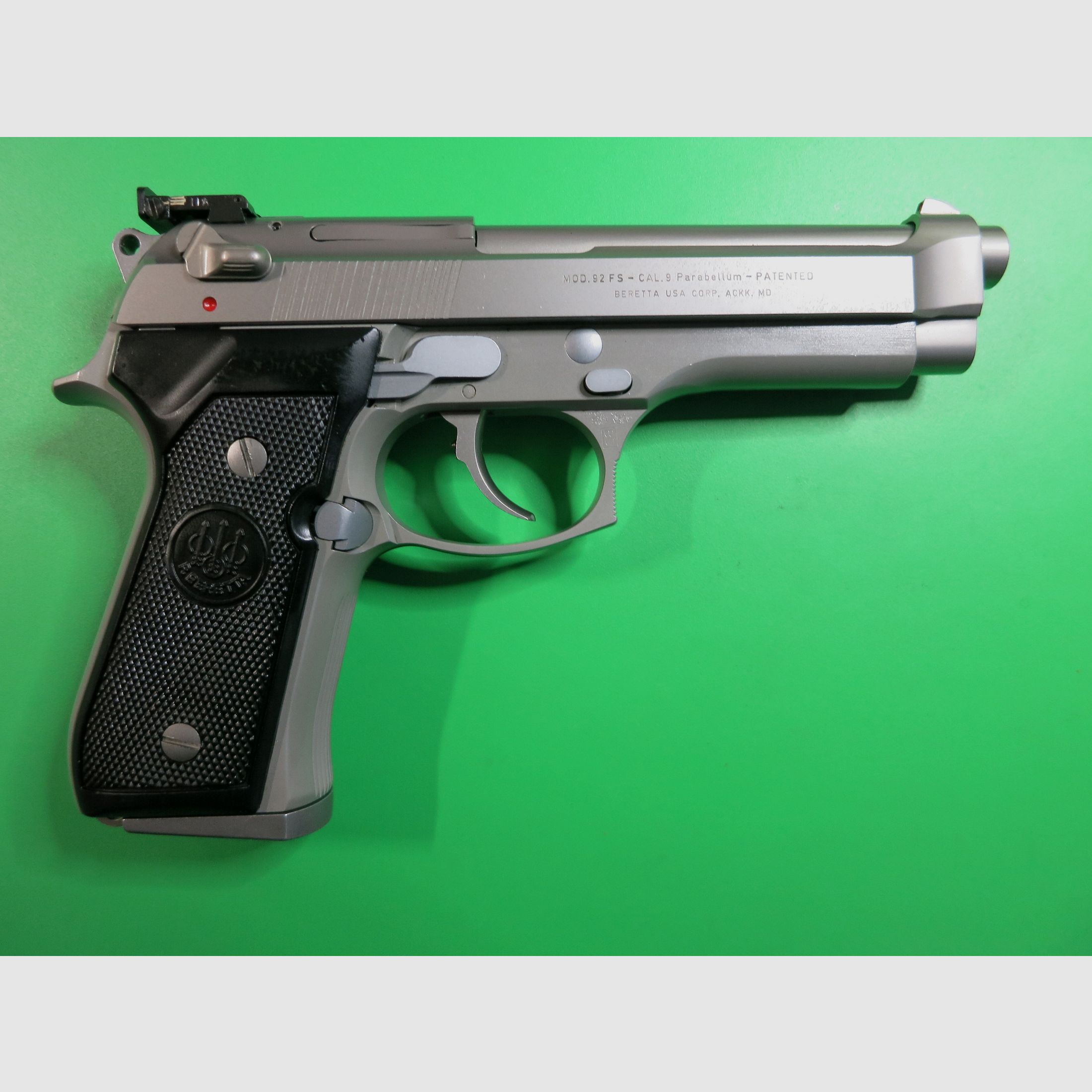 Pistola semiautomatica Beretta 92 FS, 9 mm Luger, pistola delle forze armate statunitensi #65