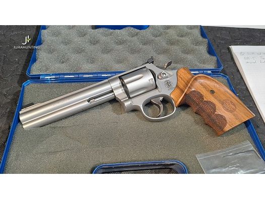 Smith & Wesson; 686-5 Target Champion