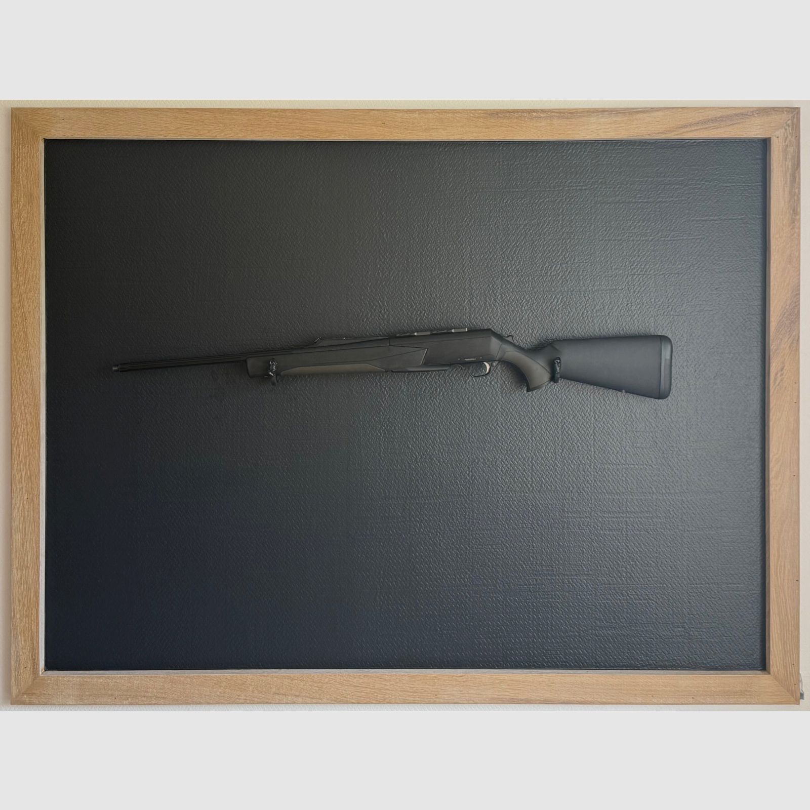 Browning Bar MK3 Kal. 300 Win. Mag. z gwintem M14x1, rowkowanym lufą i szyną Henneberger
