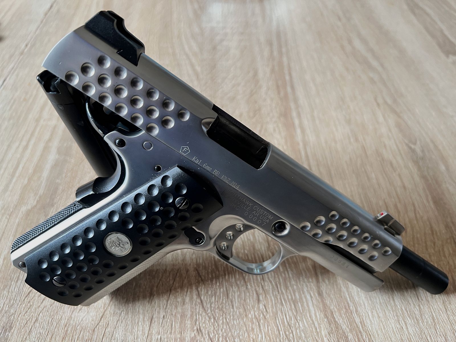 Airsoft WE-TECH 1911 Night Hawk Airsoft 6mm BB