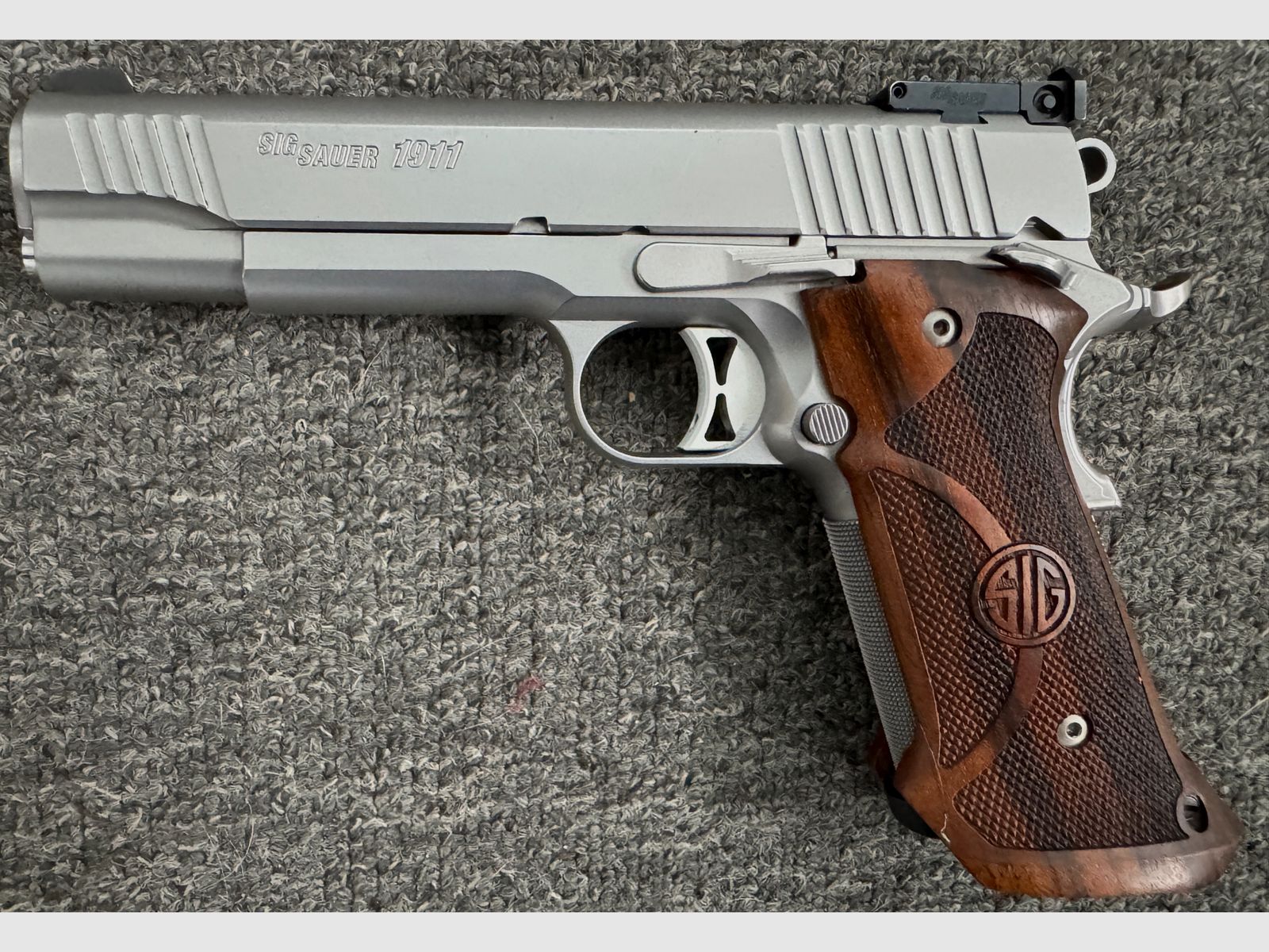 SigSauer 1911 Match Elite - 9mm Luger, image 5 of 11