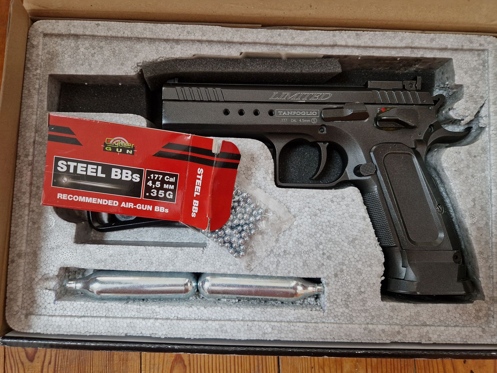 TANFOGLIO LIMITED 177 CAL. 4.5 mm