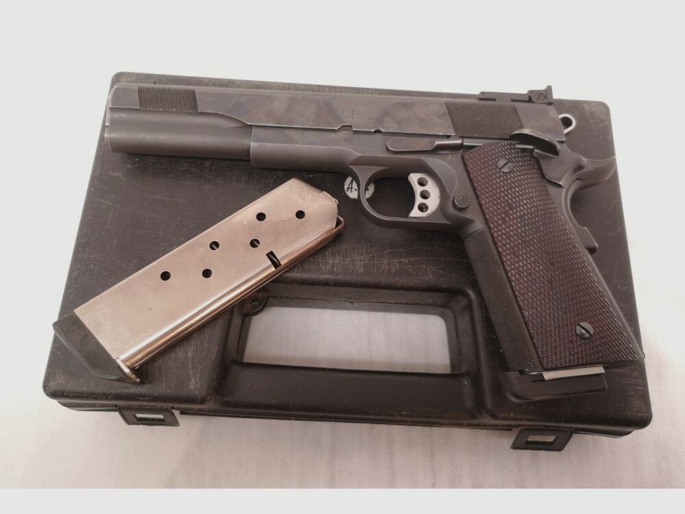 Les Baer	 Custom 1911