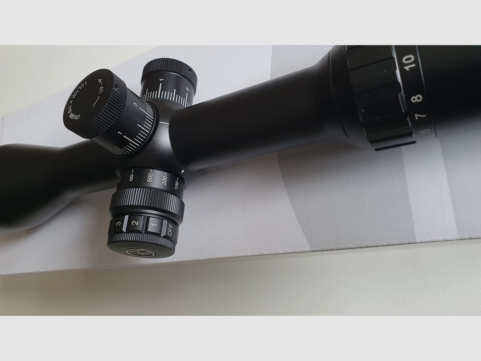 Hawke Vantage 4-16x50 SF: 30 WA FFP Halve MilDot 14300