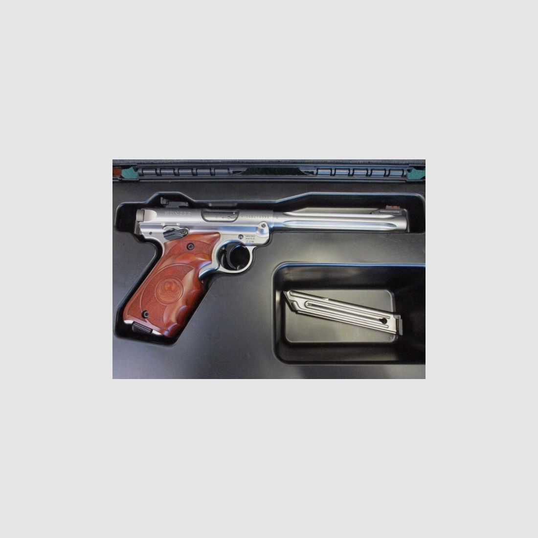Pistole Ruger MK IV Hunter .22lr im Koffer mit Reservemagazin Hunter