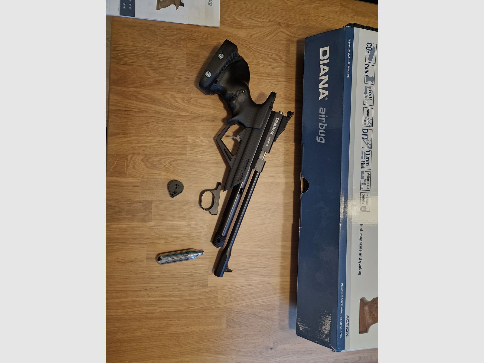Diana Airbug mit Formgriff CO2