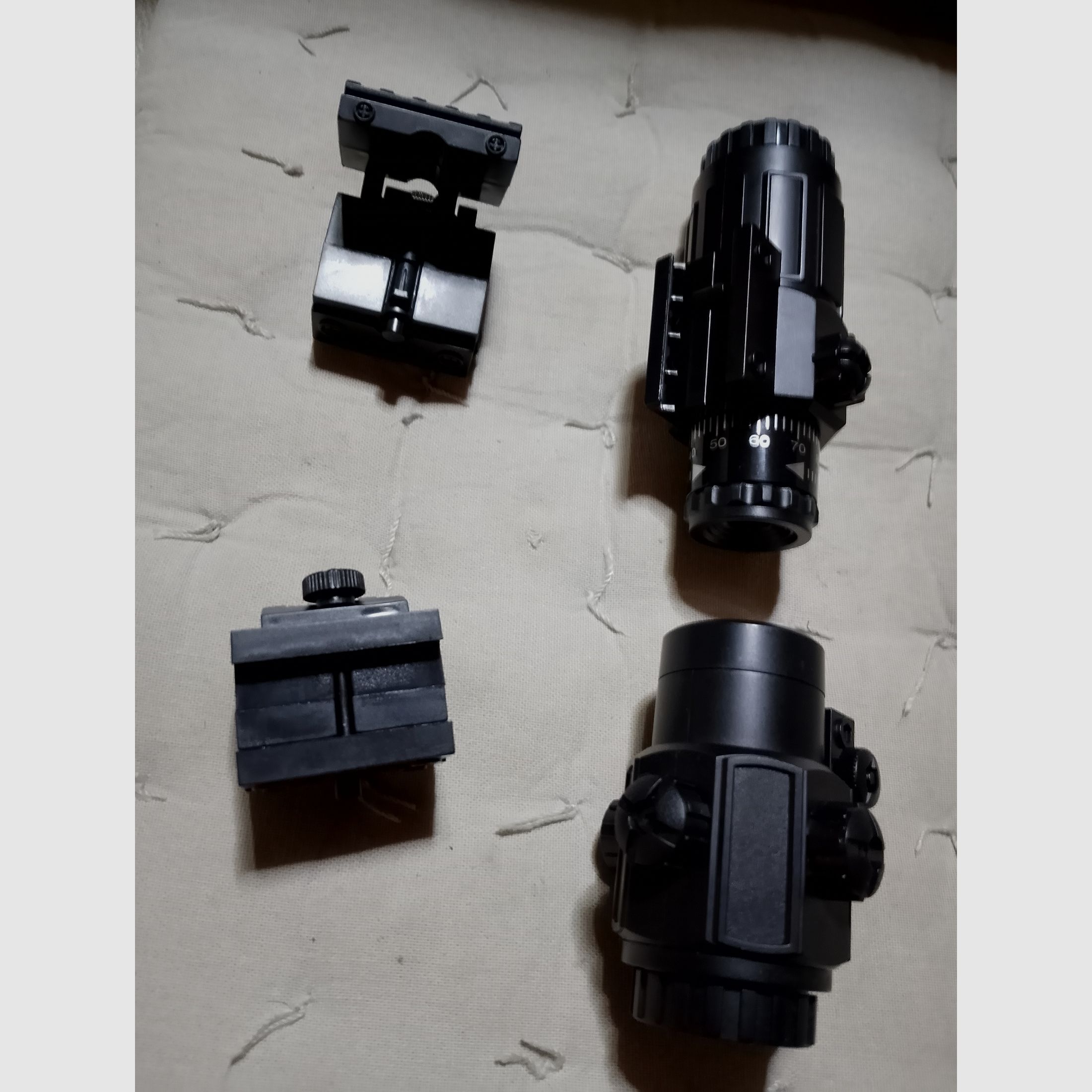2 pcs. foldable sight magnifier dummy optics sight magnifier as good as new Airsoft Softair rifle Paintball