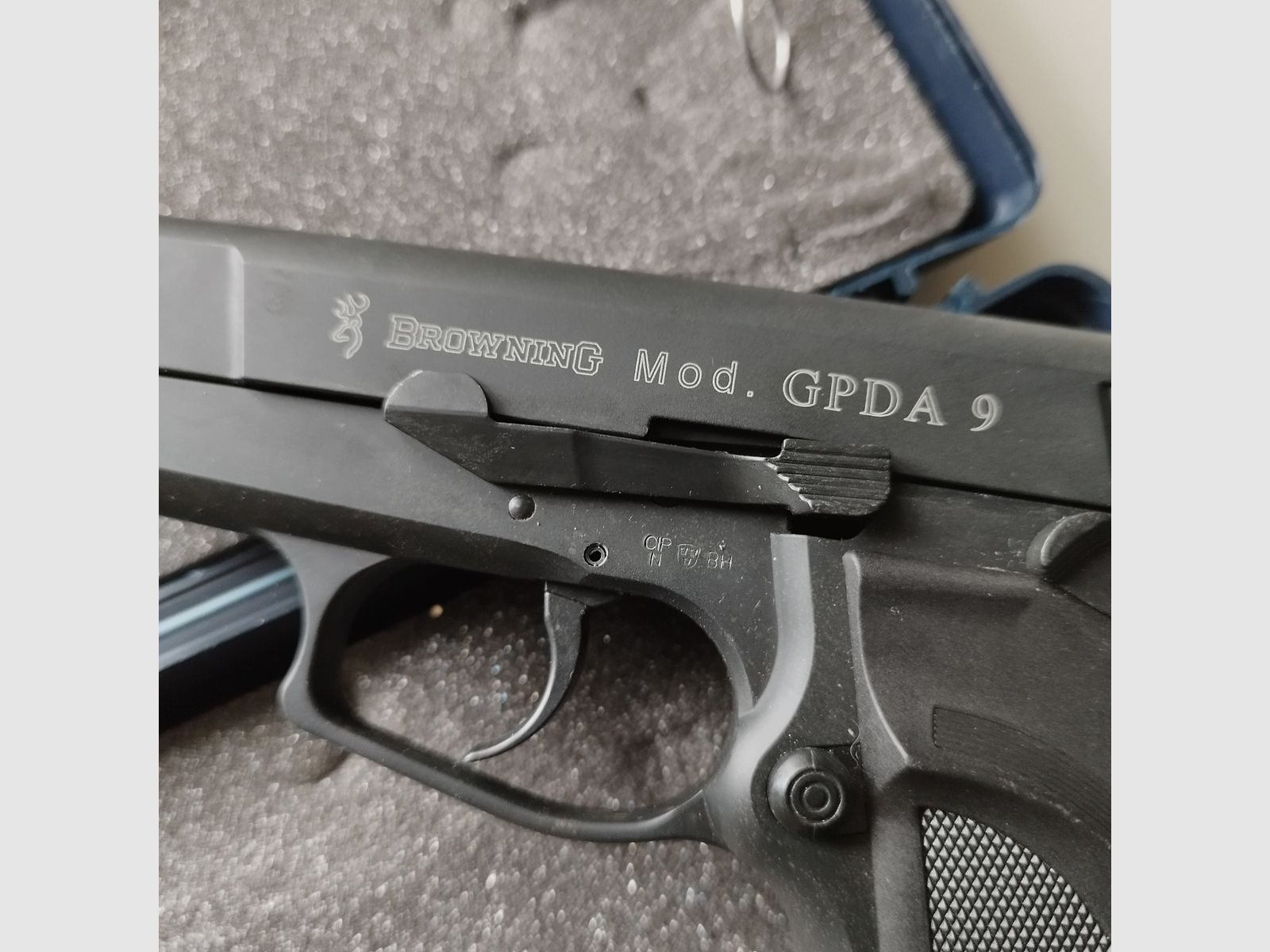 Browning GPDA 9 - 9mm P.A.K. -  SRS Pistole mit Box PTB