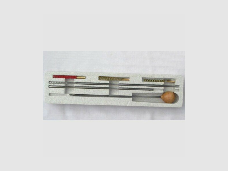 Cleaning case for bullet barrels cal. 5.5mm