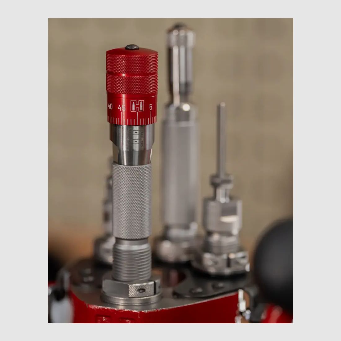 Hornady Click-Adjust Bullet Seating Micrometer / Micrometer Geschosssetzschroef met Klikverstelling