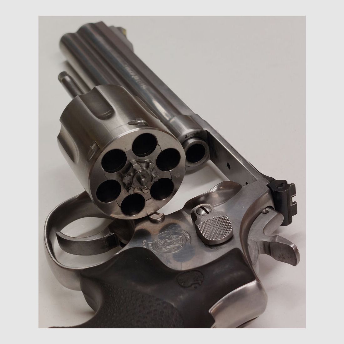 Smith & Wesson Sport-/Matchrevolver Smith & Wesson Mod.686-4 RVS 6" in kaliber .357Mag.