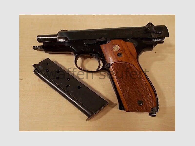 Smith & Wesson M39-2 Pistole