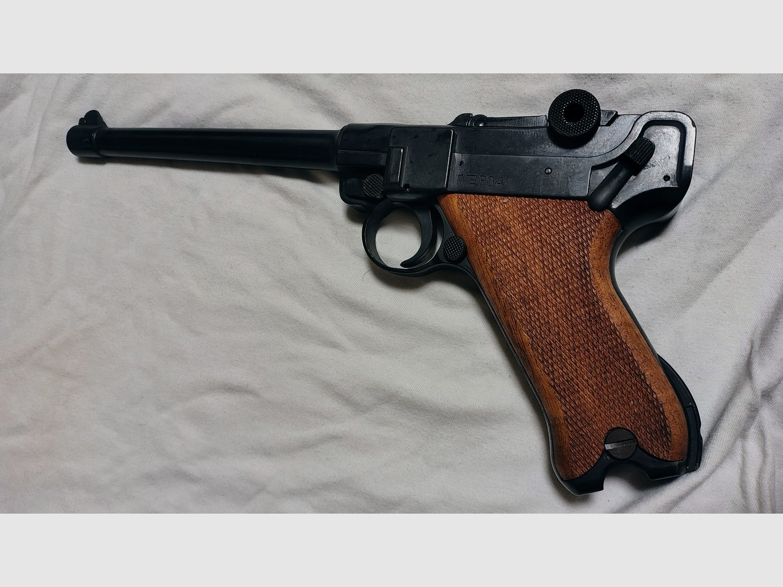 ME P04 pistola a salve in vendita