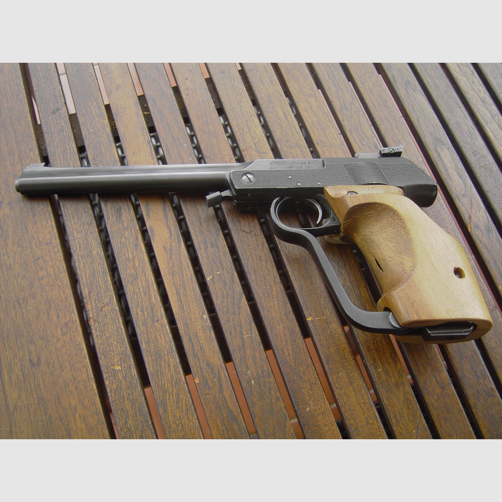 Luftpistole Sportschützen, Carl Walther Mod. 2
