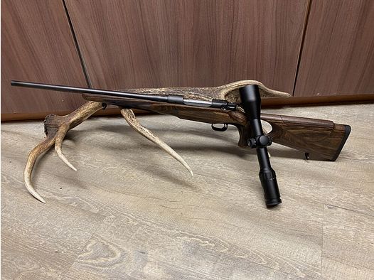 Mauser M12 Max, mit Hawke Vantage 2,5-10x50
