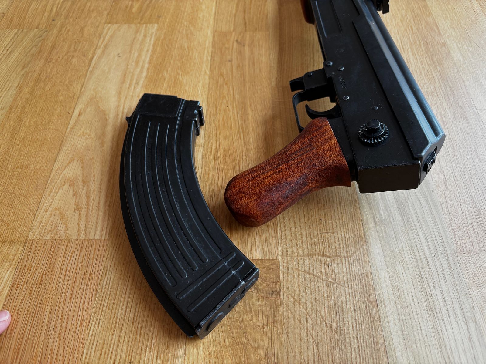 DEKO AK-47 Kalaschnikow sans crosse Denix