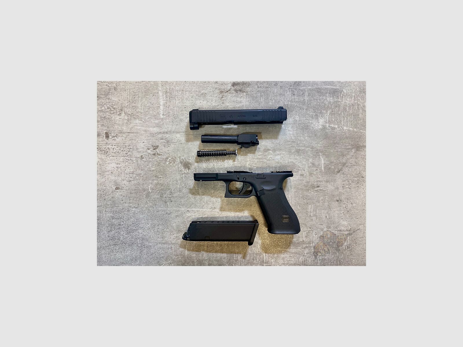 Glock 45 mit Metallschlitten GBB Schwarz - VfC