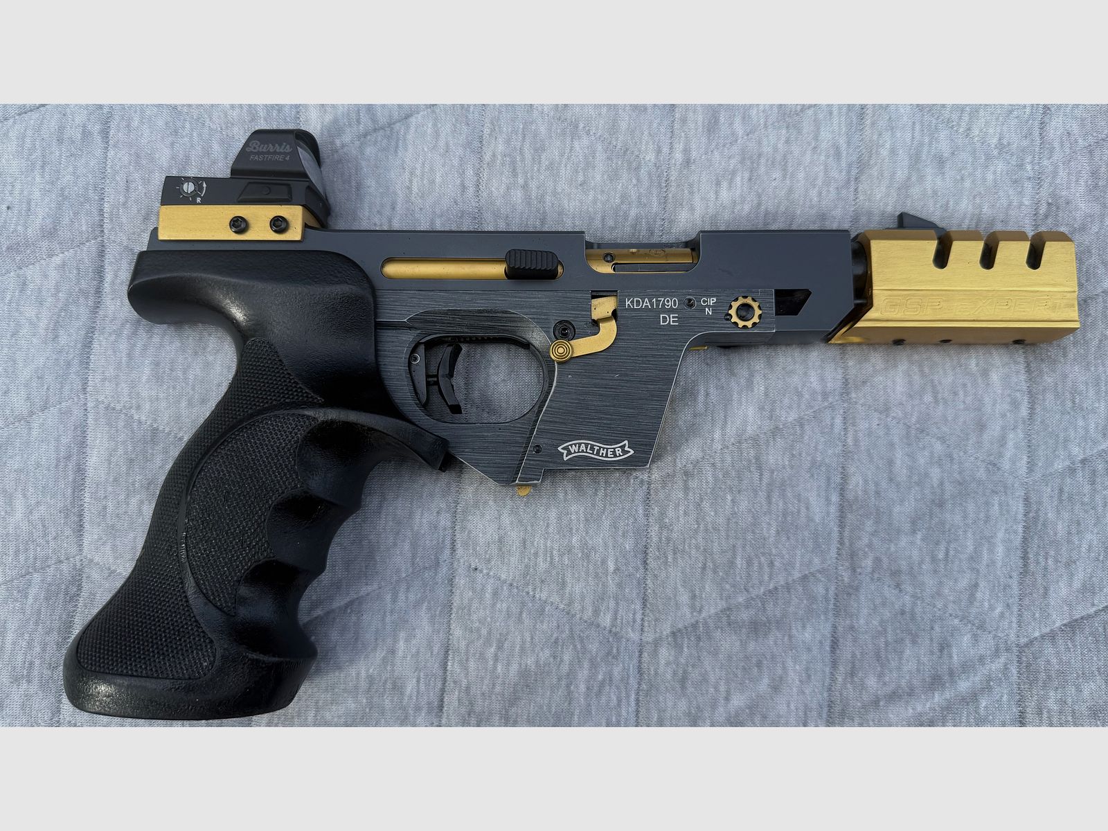 Walther GSP Expert .22lr very good condition, a lot of accessories Unique appearance with stock