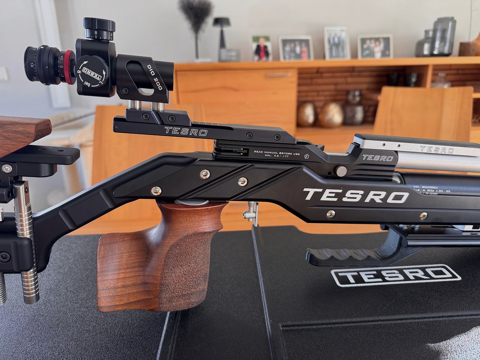 Match Luftgewehr TESRO Signum RS100 Schwarz.