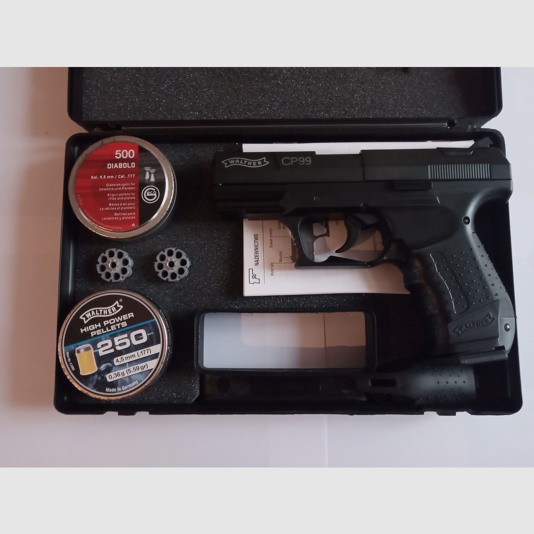 PISTOLE WALTHER CP99 SCHWARZ CO2 KAL 4,5MM +750 Bleikugeln + 20 CO2-Kapseln