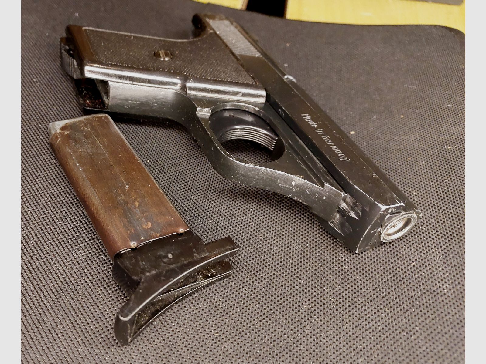 Perfecta FBI 8000 (PTB 387)