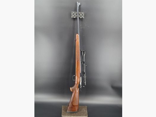 Drapeau Mod 70 Calibre 8x57IS 70 Année de construction 2008