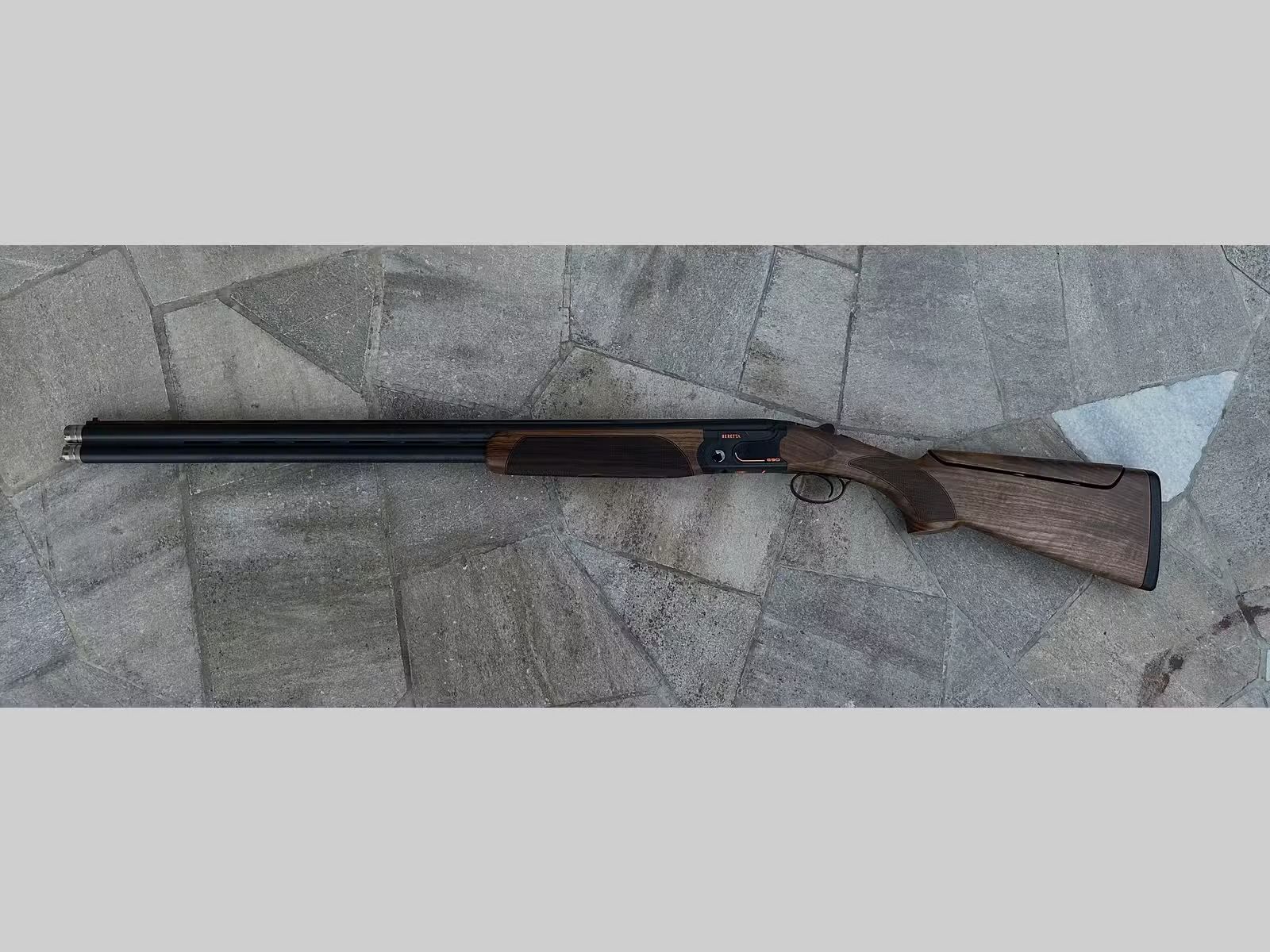 Beretta 690 Sporting Black Edition AS (adjustable stock) cal. 12/76 – Top condition – incl. accessories