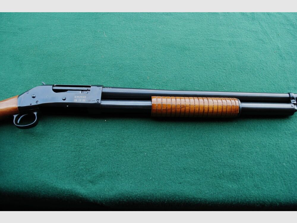 Winchester 97 von Norinco mit Butt Stock Cover von Kirkpatrick