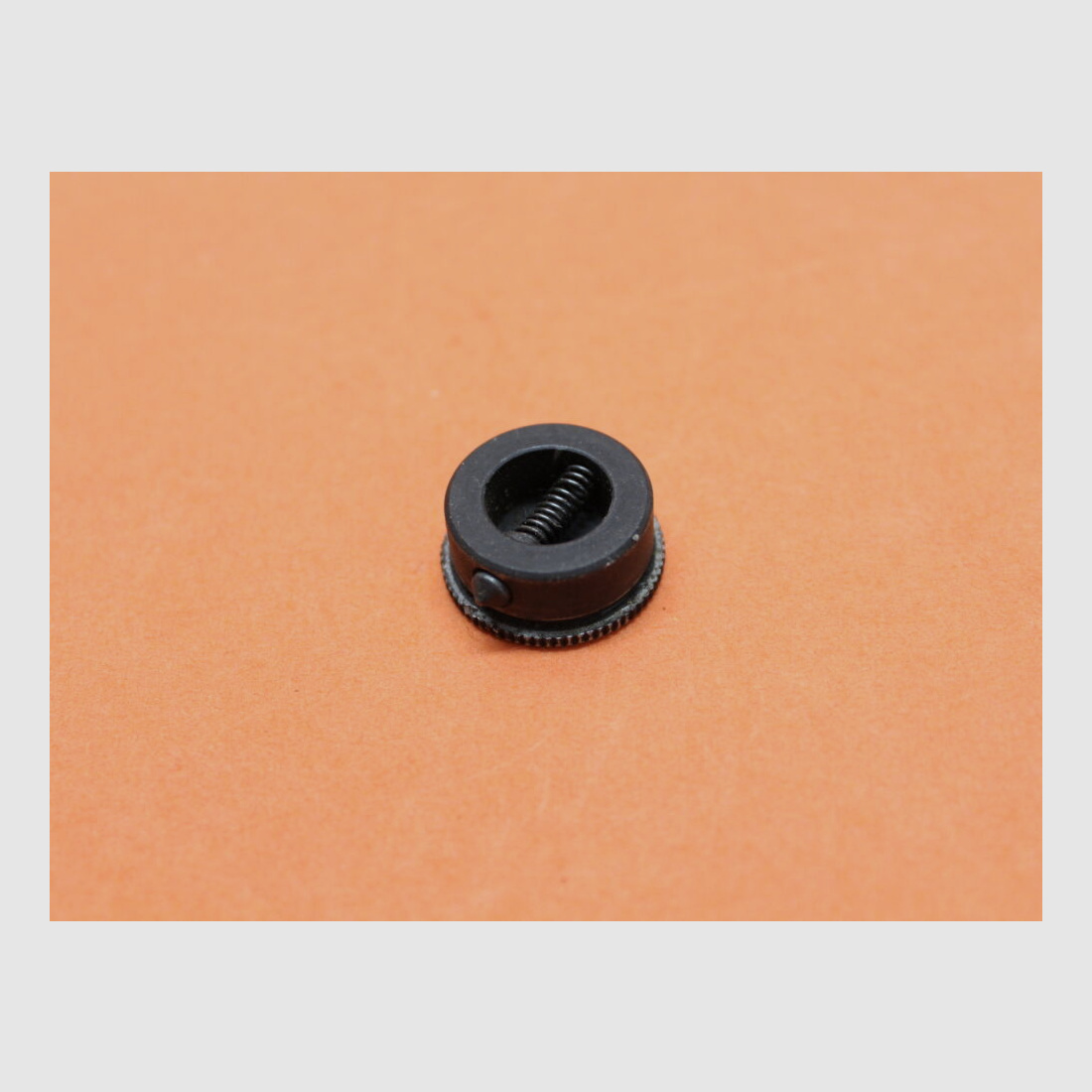 BUND SURPLUS Heckler&Koch HK G3: Abdeckkappe H&K (100229/5-01.14) für Durchladerohr BUND SURPLUS